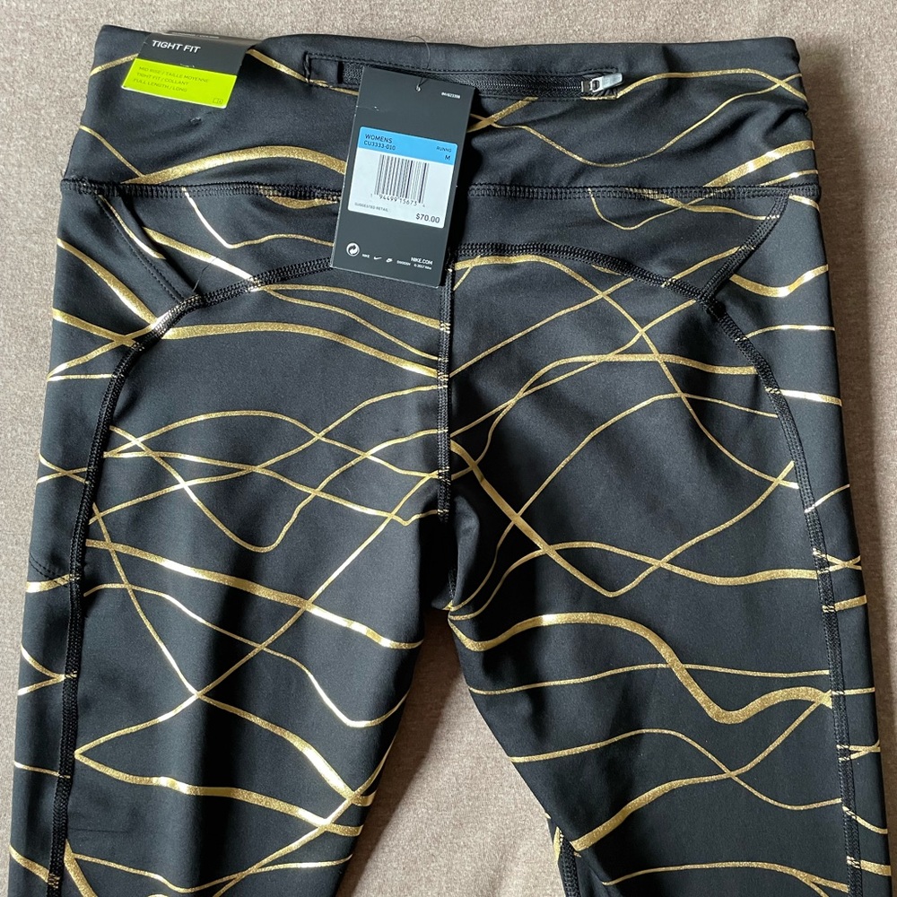 NWT Nike Dri Fit (mid-rise) (full length) (tight fit) Workout Leggings